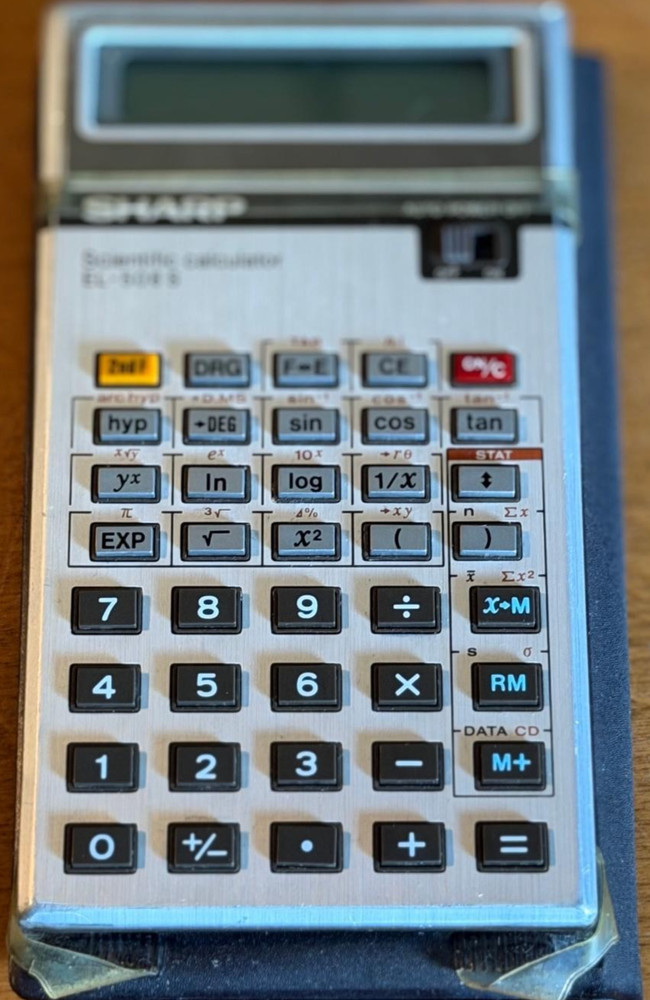 Sharp EL-506S Scientific Calculator- Working Condition