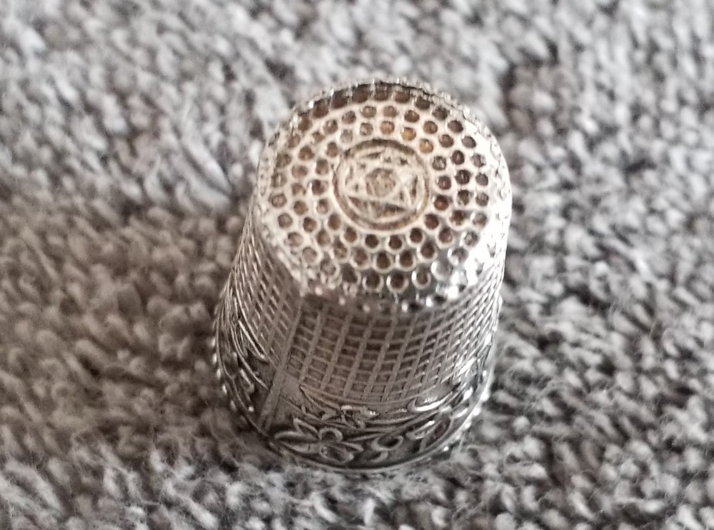 VINTAGE SILVER 925 THIMPEL, OWL IMAGE, USED