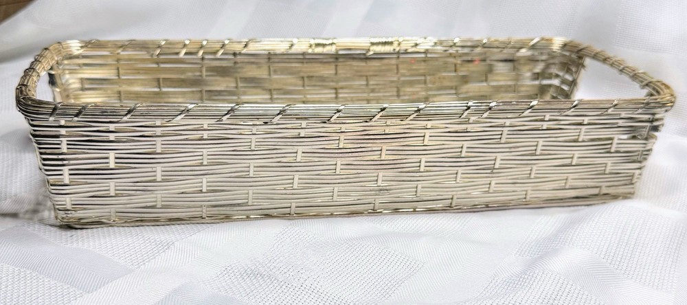 Silver tone Wire Metal Basket Rectangular Medium Size Fall Decor Winter Decor A3
