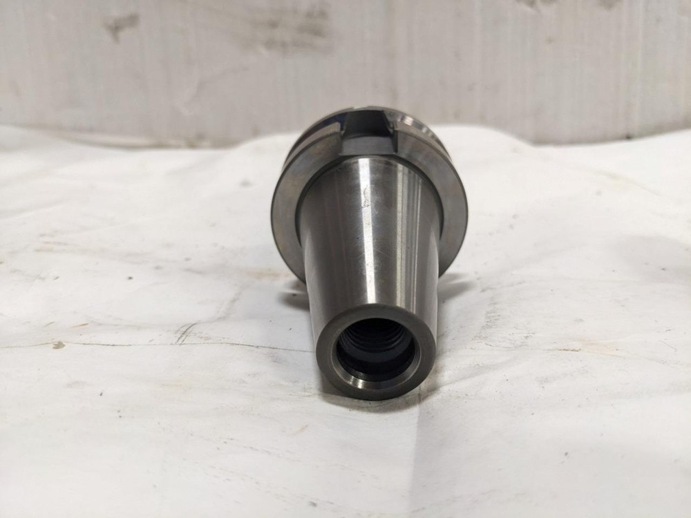 Command B4E4-0125 BT40 Endmill Holder BT 40 Toolholder 2 1/2" Proj.125" R22T5