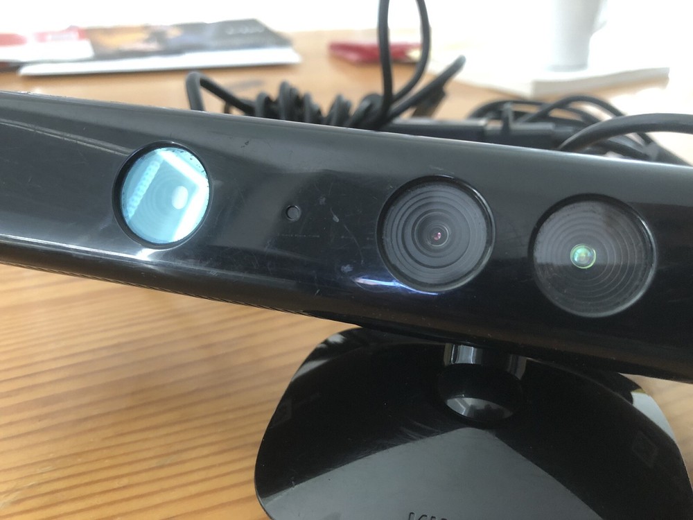 Microsoft Xbox 360 Kinect Sensor Bar Model 1414 With USB Cable No Adapter