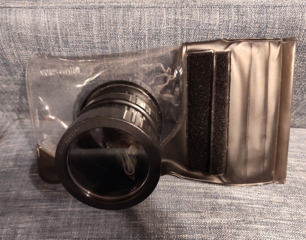 DiCAPac WP-610 Waterproof Camera Case Underwater Housing