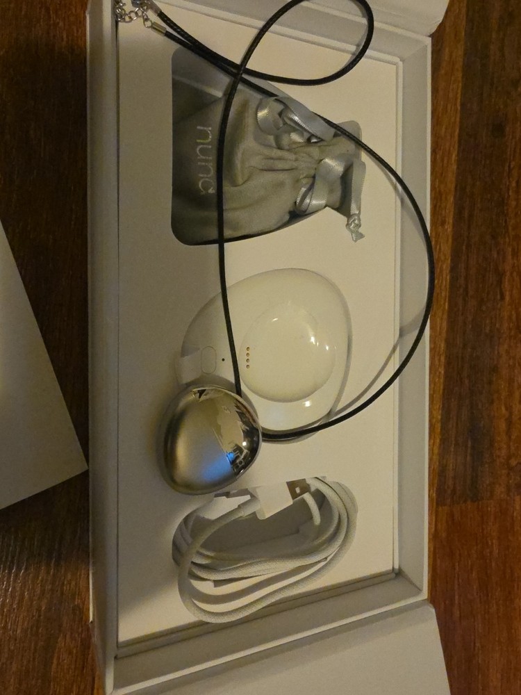 Nuna AI Emotional Tracking Pendant