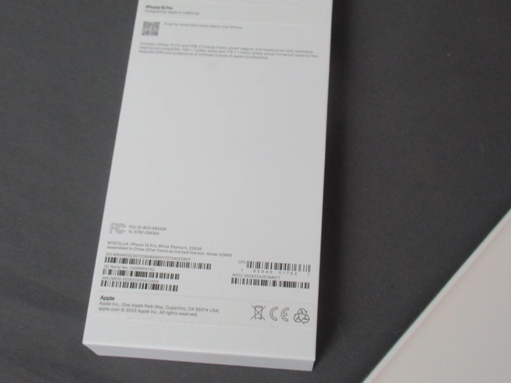 Apple iPhone 15Pro Box - EMPTY - f4 lm