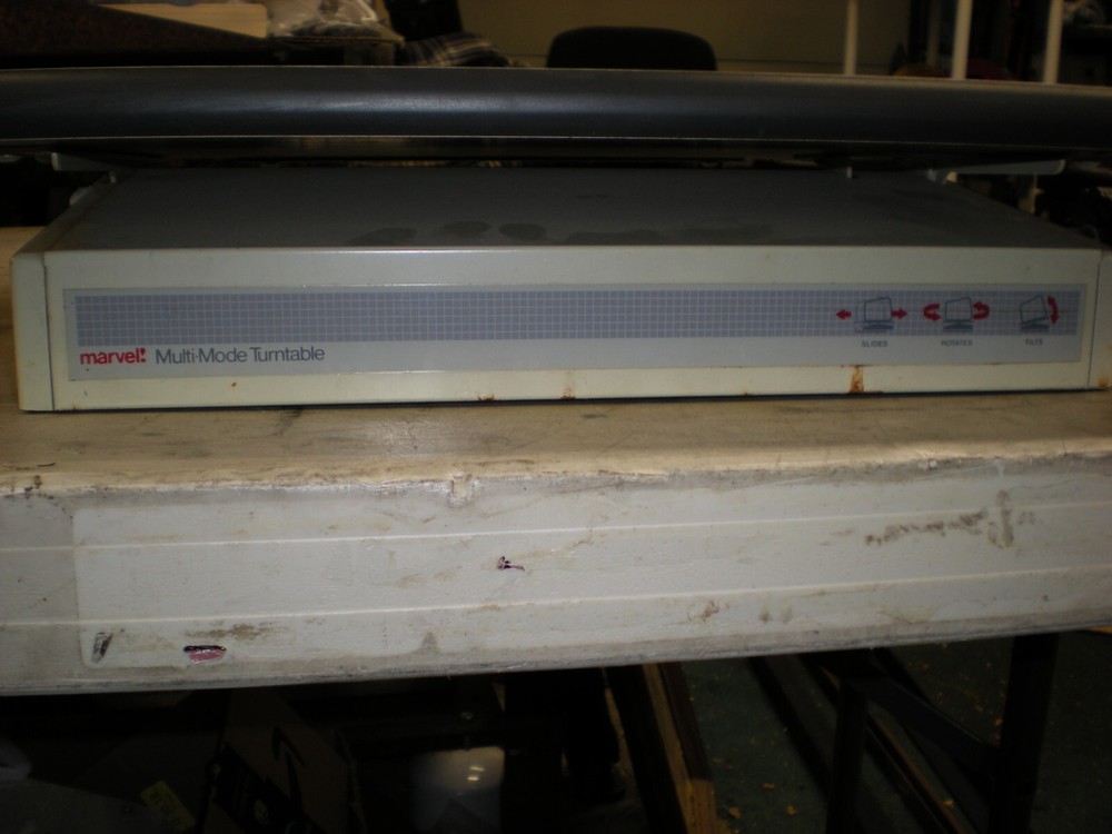 MARVEL! MULTI-MODE TURNTABLE