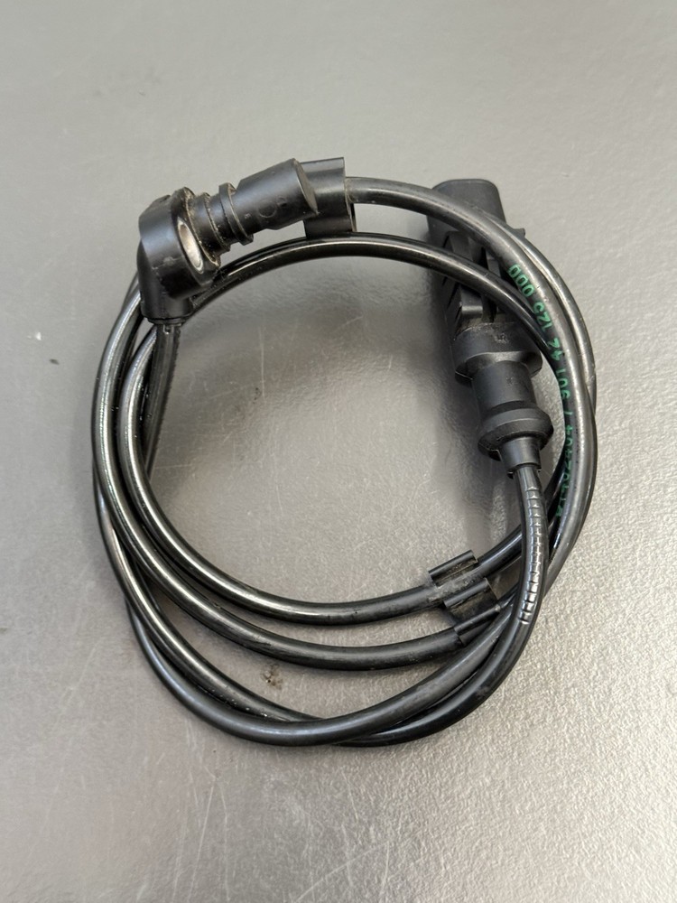 KTM 790 Duke ABS Sensor 2018-2021 Front ABS Sensor KTM 790 Front ABS Sensor OEM
