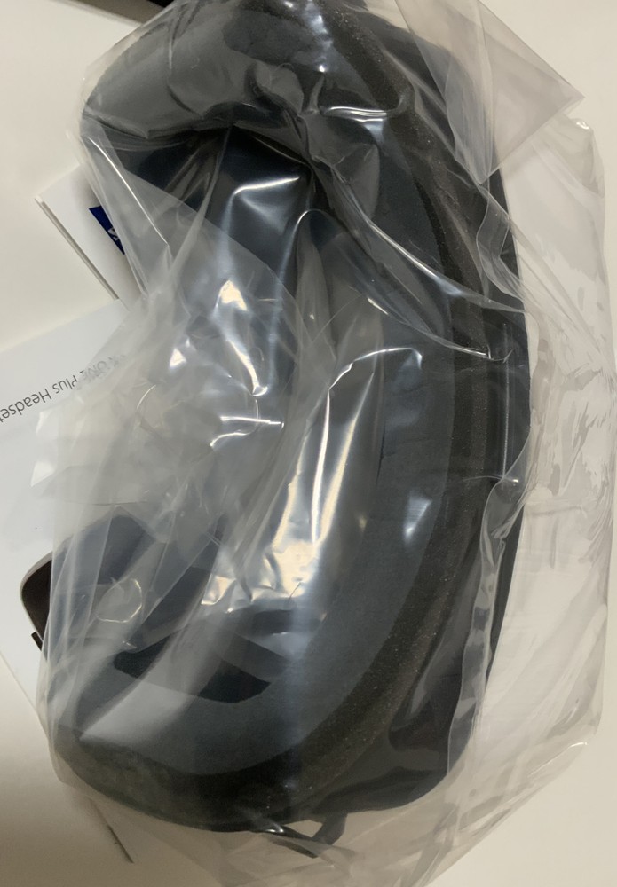 🧷 Zeiss VR ONE Plus Headset White 🆕 As Shown