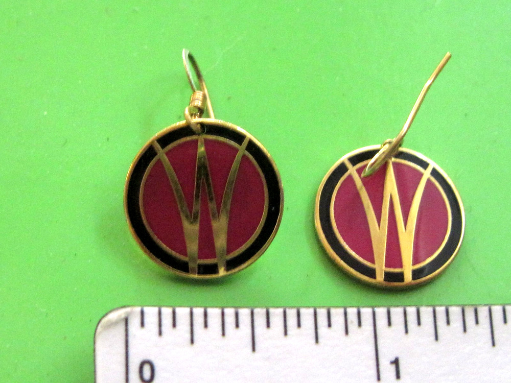 W WILLYS- earrings , ear rings GIFT BOXED