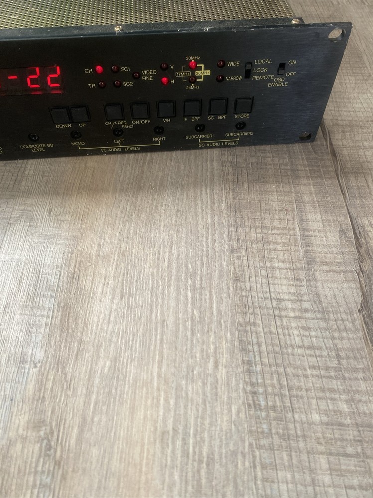 DX ANTENNA DIR-657 BROADCAST SATELLITE RECEIVER