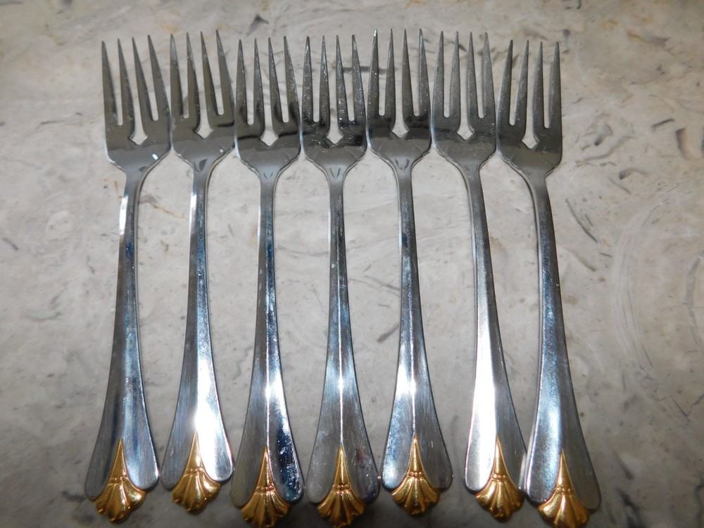 Oneida GOLDEN KENWOOD 37pc Total