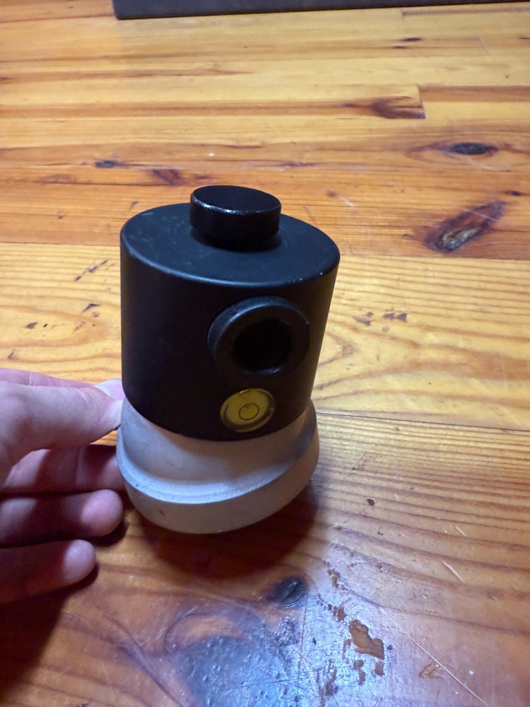 Tree Mount Leveler