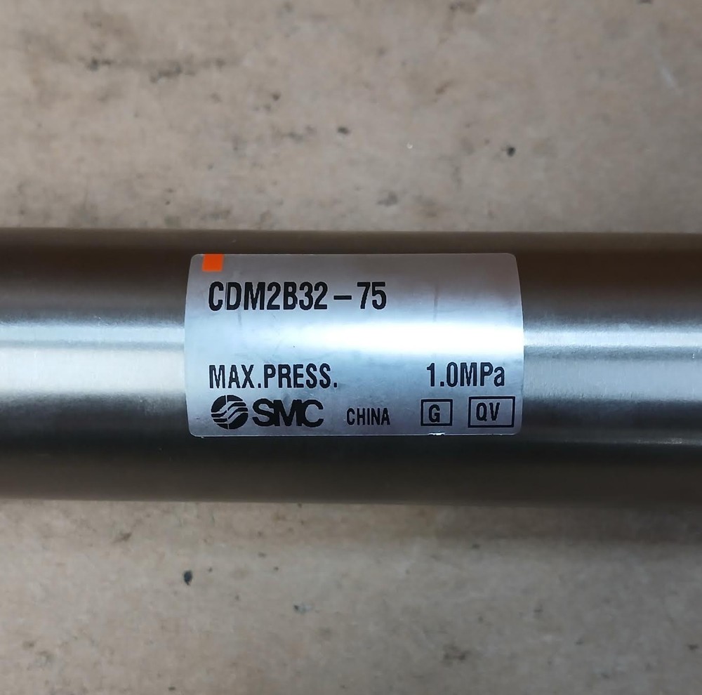 SMC CDM2B32-75 Pneumatic Cylinder