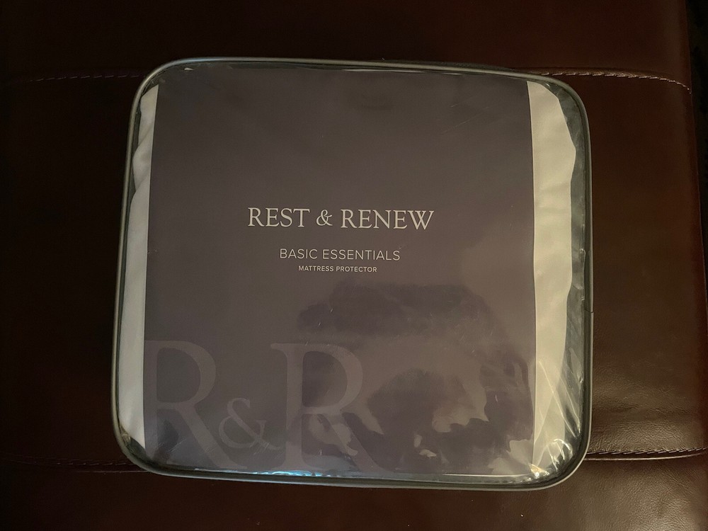 Rest & Renew Basic Essentials Mattress Protector Queen Size, White, 18”