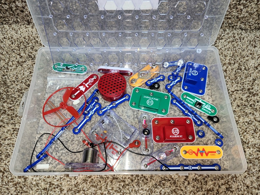 Elenco Model SC-100R Basic Electricity And Electronics Ed Program Basic Snap Kit