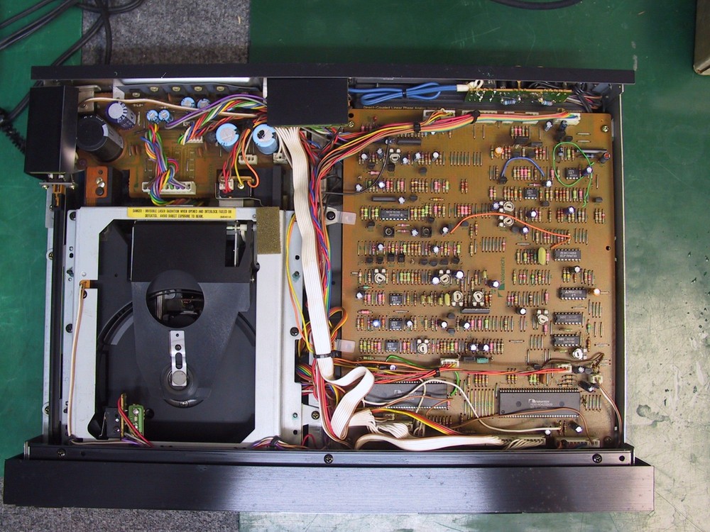 ORIGINAL NAKAMICHI OMS-7 CD PLAYER