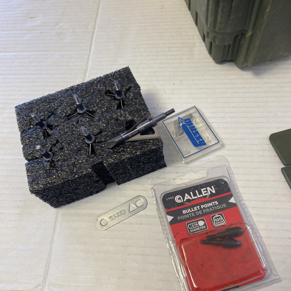 Plano Archery Camo Accessory Box w/ See Through Lid And Extras