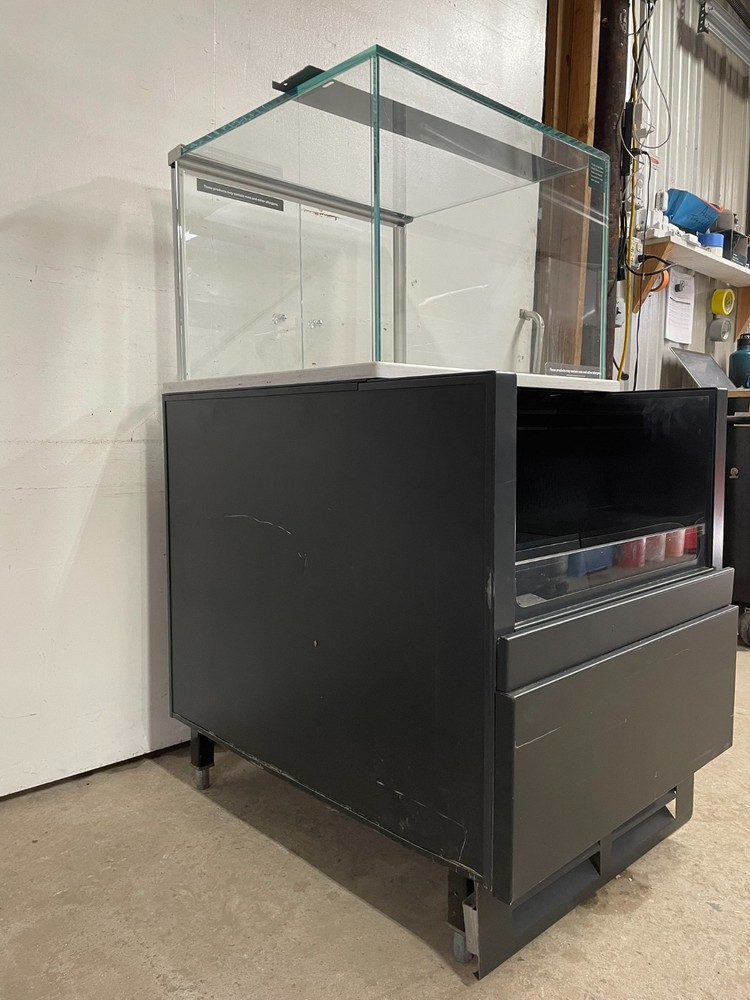 Structural Concept SBZ2852DR 28" Glass Top Display Case