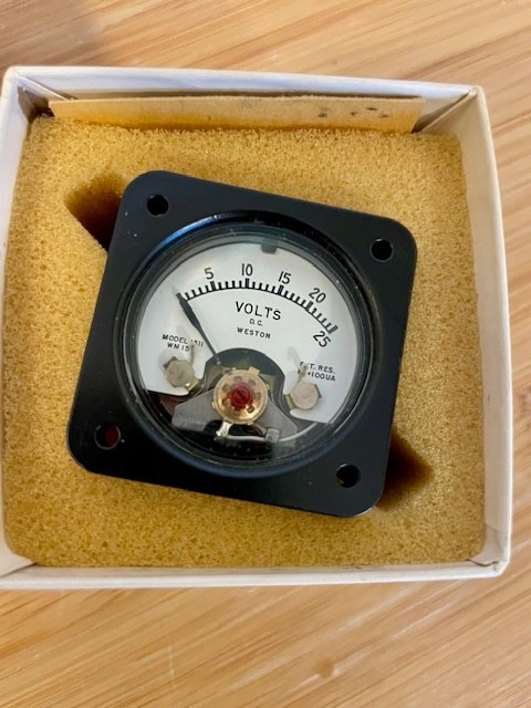 Weston DC Voltmeter model 1511 MIC AMM