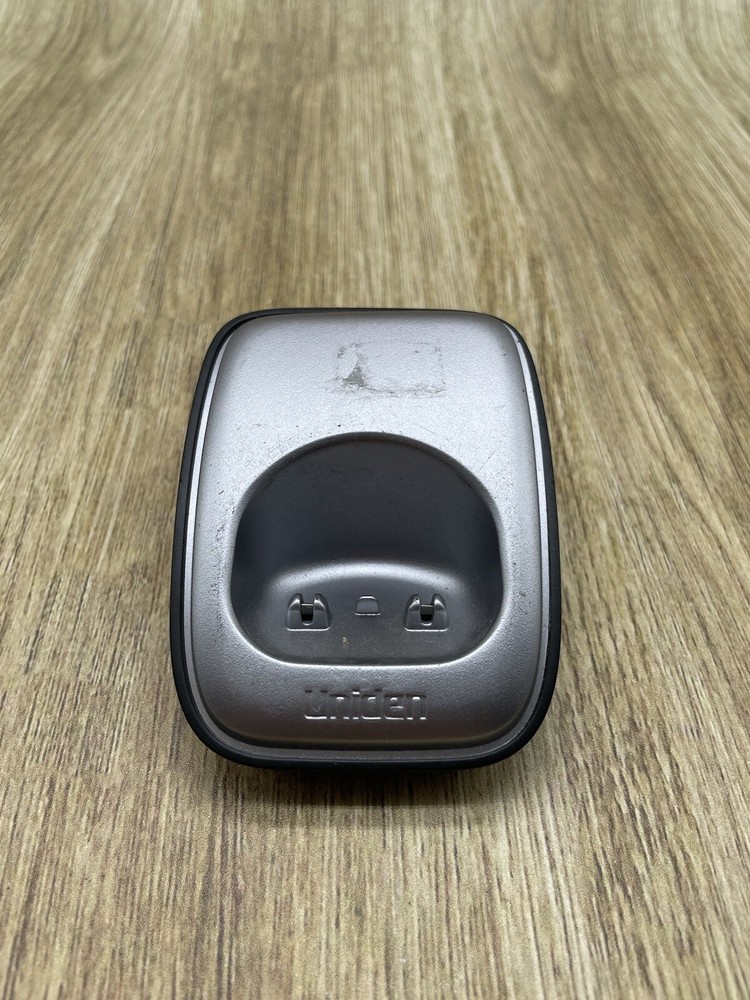 Uniden DCX16 Cordless Phone Handset Charger Preowned