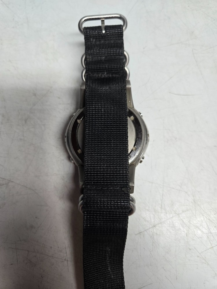Suunto Scuba Divers Computer Wrist Gear