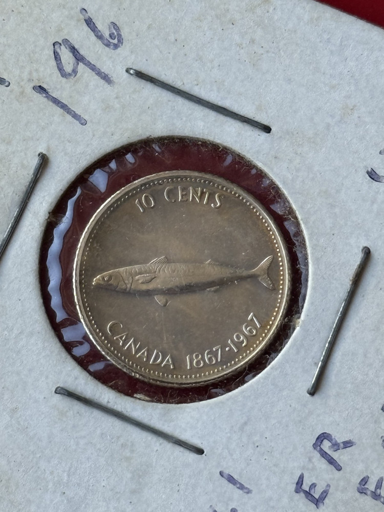 1967 CANADA SILVER 10 CENTS MACKEREL FISH