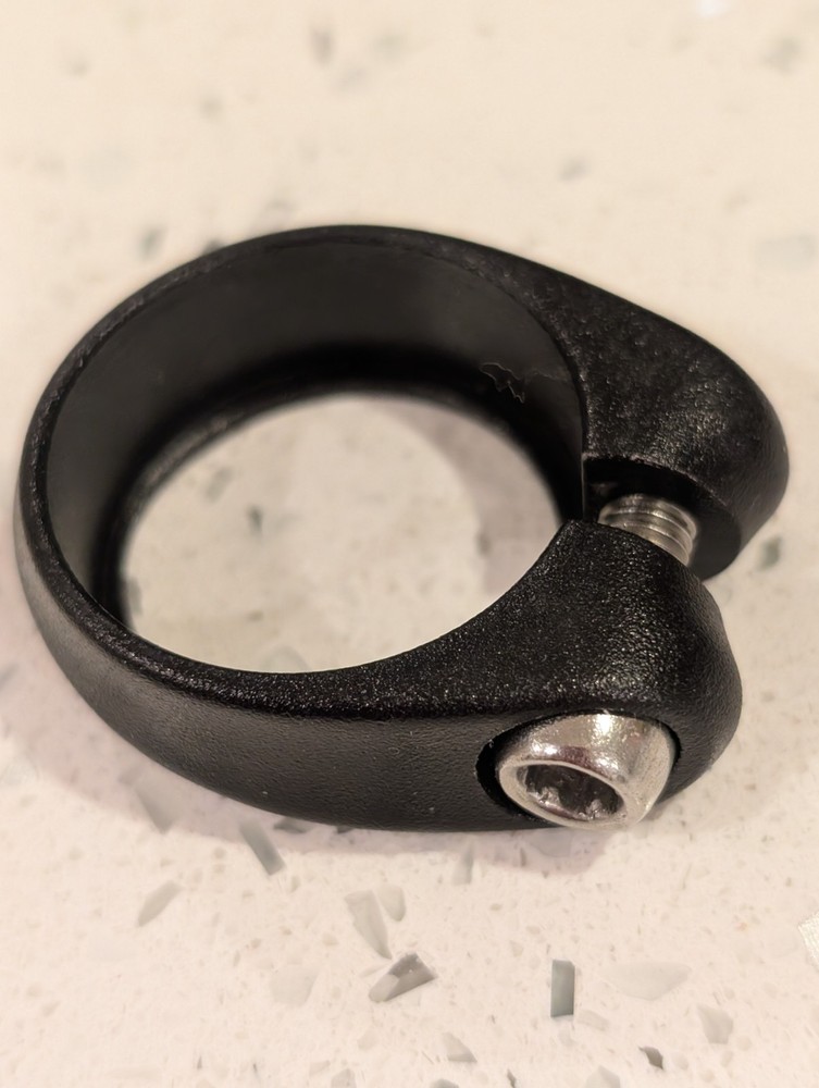 31.8mm ALLOY SEAT POST CLAMP Black