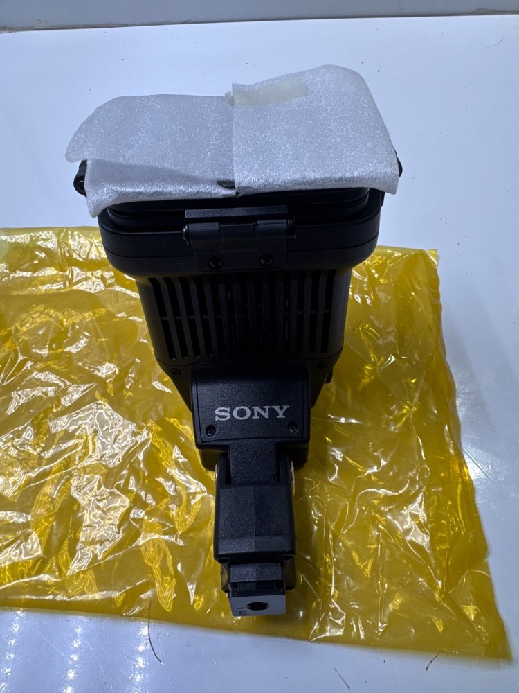 SONY HVL-LBPB LED BATTERY VIDEO LIGHT