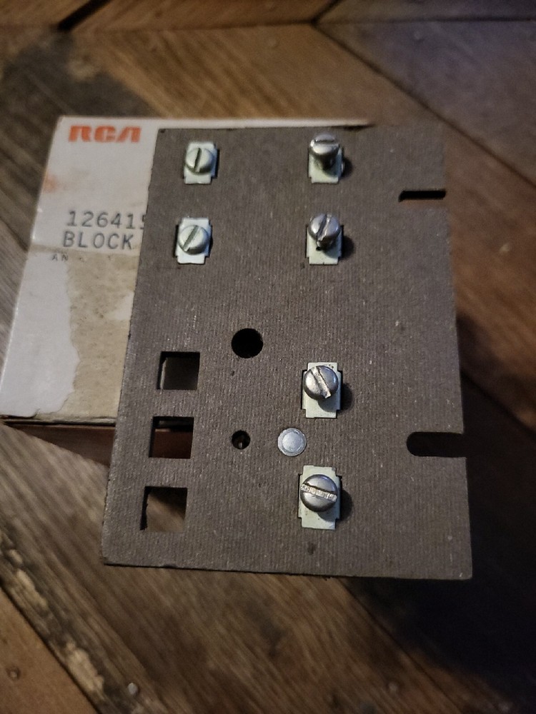 RCA 126415 BLOCK ANTENNA TERMINAL