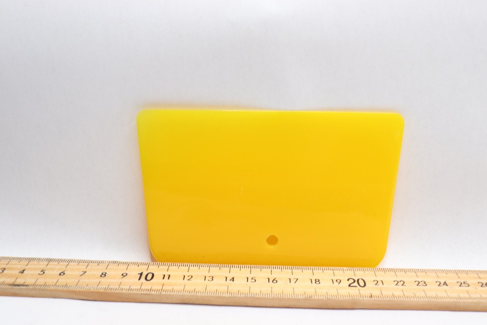 Spreader Yellow 3" x 5"