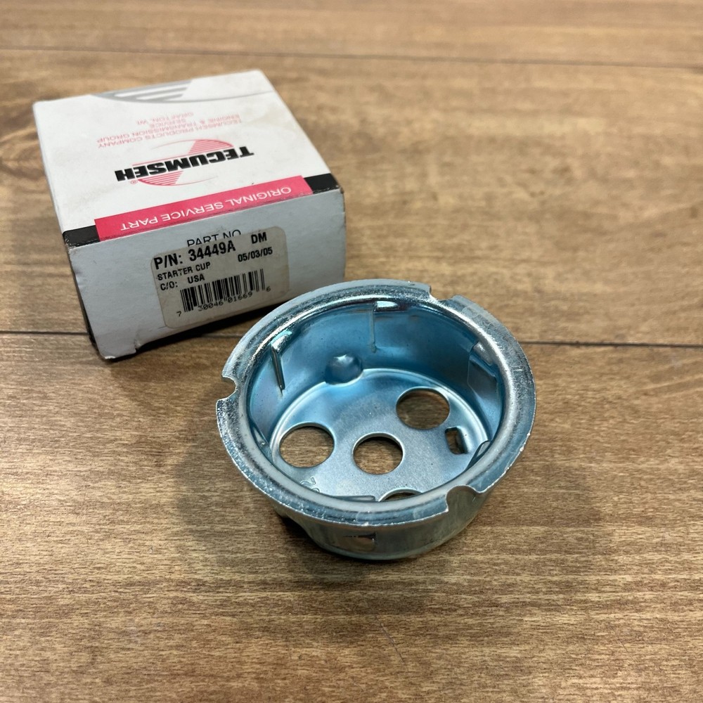New TECUMSEH OEM NOS ENGINE STARTER CUP / 34449A