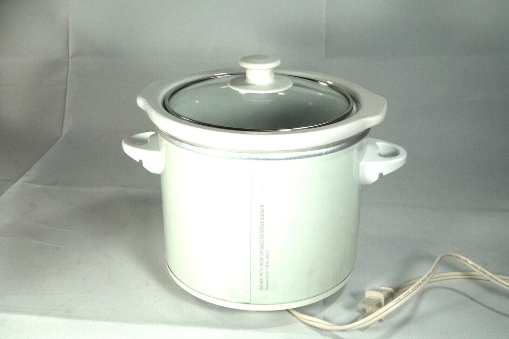 Proctor Silex 1.5 Quart Slow Cooker w/ Keep Warm Setting 33015