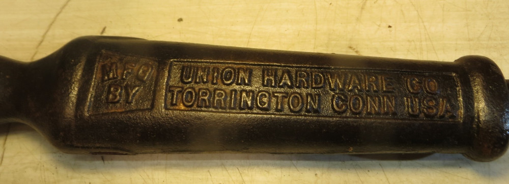 Antique Cyclops Union Hardware Co Cast Iron Ranch Fencing Nail Puller Tool