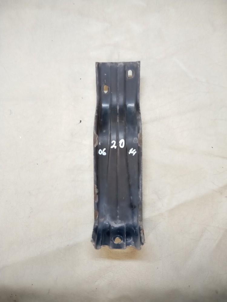 Vauxhall Vivaro Trafic Primastar 2.0 Front Slam Panel Support Bracket 2006-2014