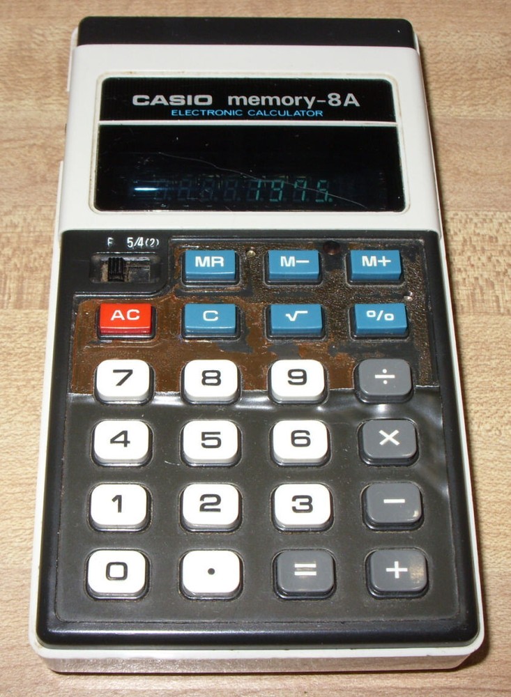 CASIO MEMORY-8A CALCULATOR WITH CASE, MODEL CD-813, ca 1975, WORKING