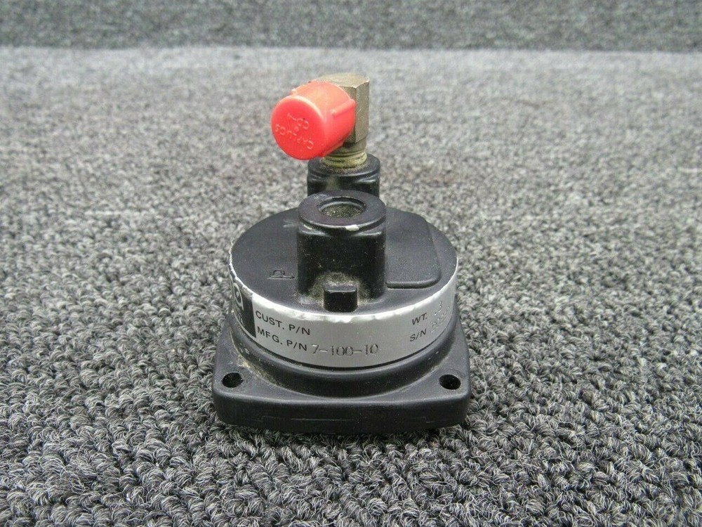 7-100-10 UMA Manifold Pressure Indicator