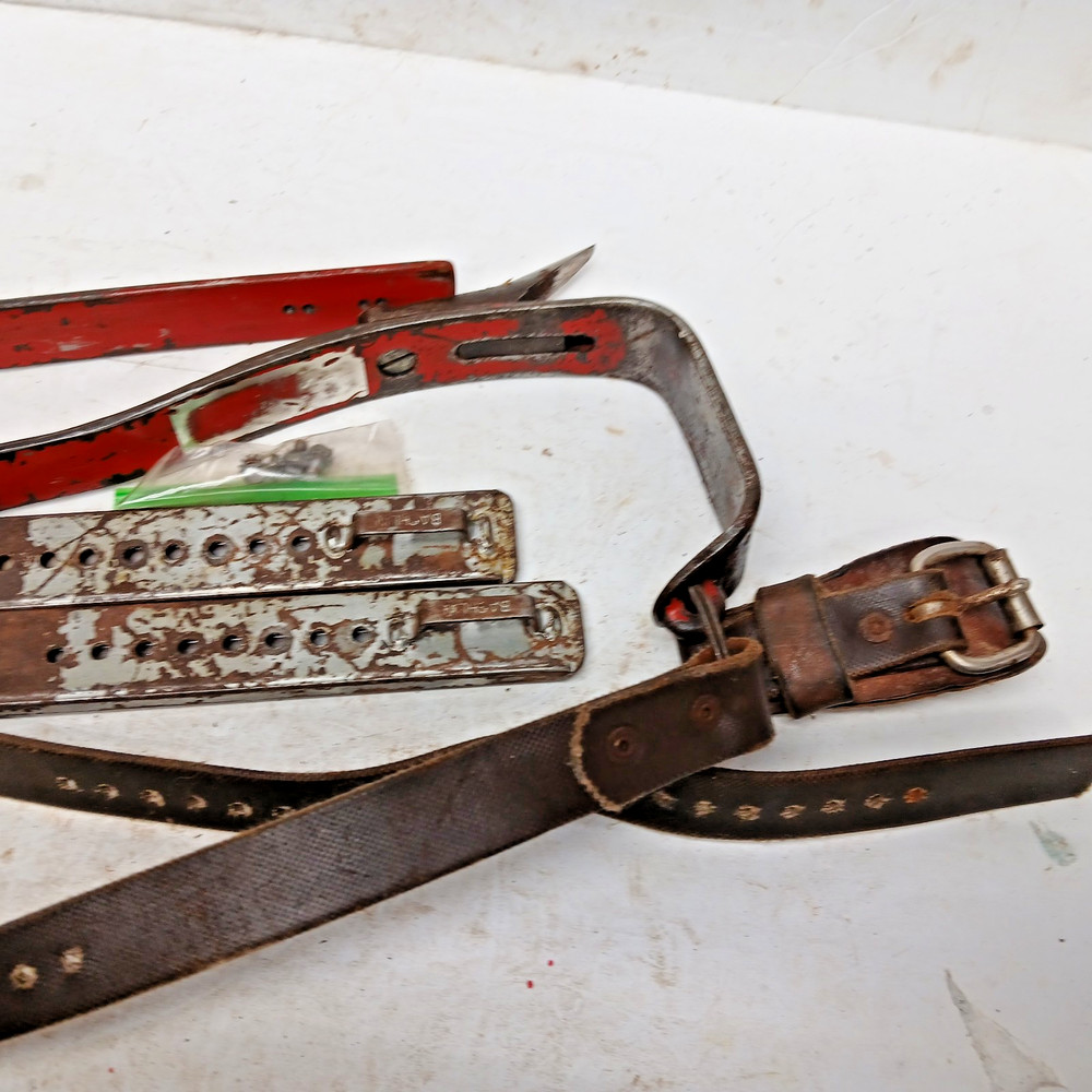 BASHLIN,CLIMBERS, MODEL BD-16B, POLE GAFFS, CLIMBERS HAVE REPLACEABLE GAFFS (1)