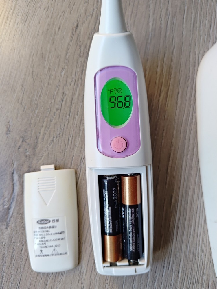 Cofoc HTD8208C Digital Ear Thermometer Temperature Reader