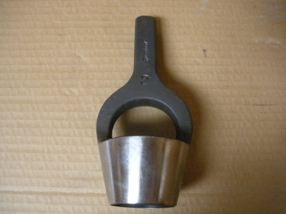 Spearhead Lifetime Arch Punch 2" , New In Box