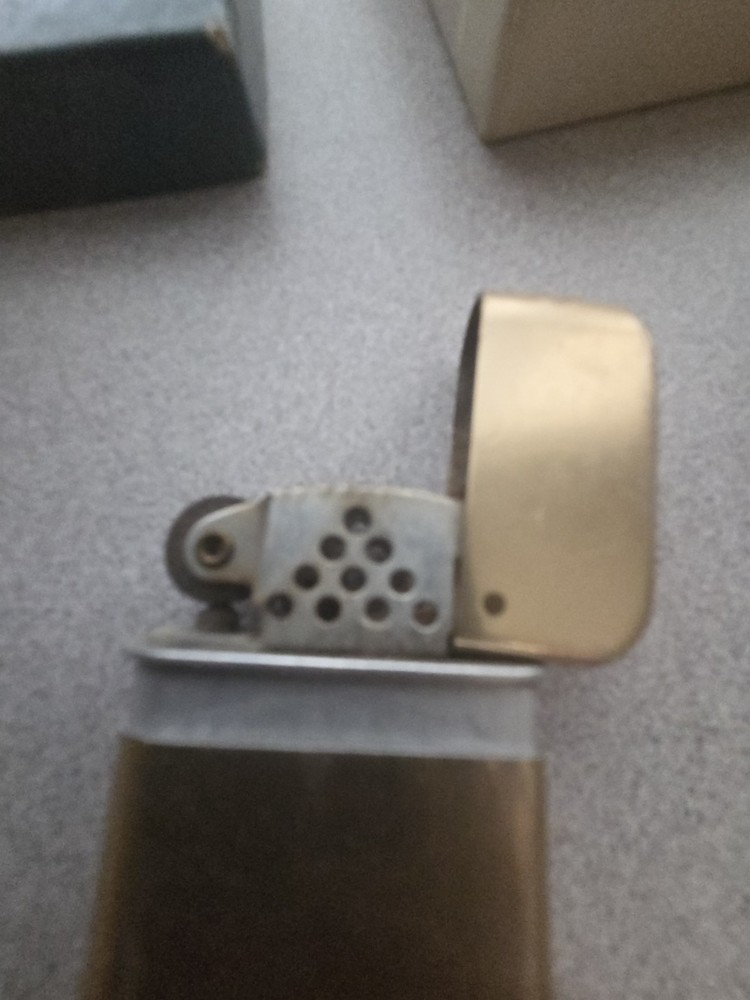 Vintage Ronson Windlite Box, Bowers Lighter