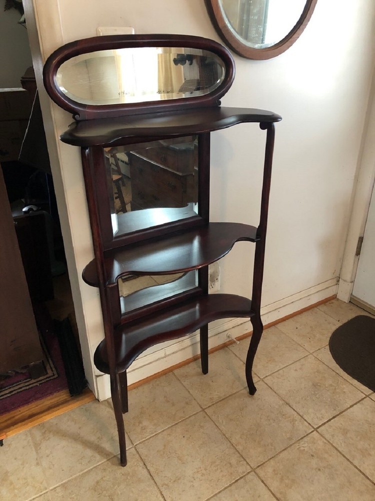 ETAGERE (ANTIQUE) ETAGERE