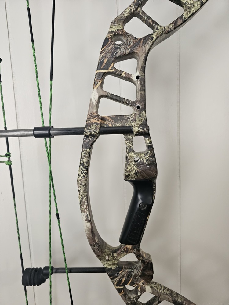 Hoyt Powermax Compound Bow