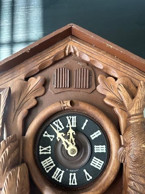 20th Century Carved Black Forest Cuckoo Clock | Hunter Style