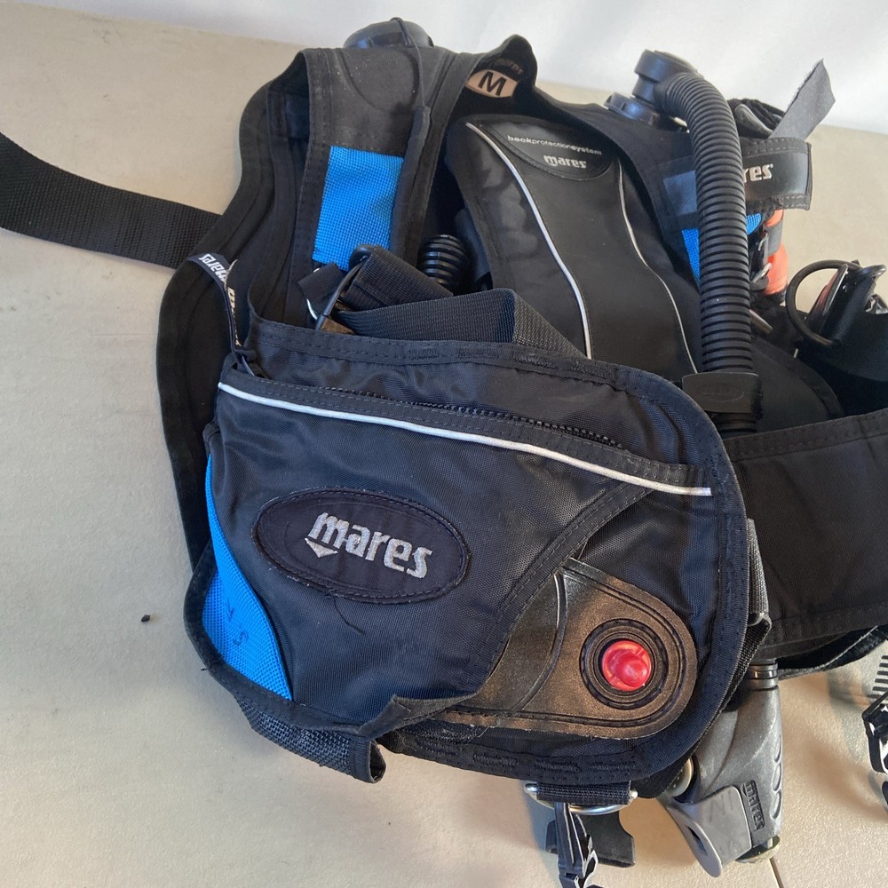 Mares Ariel Diving Vest Size Medium.