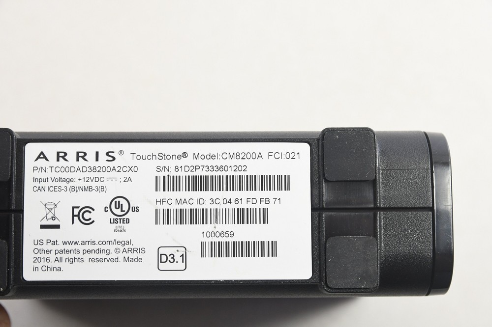 ARRIS Touchstone CM8200 DOCSIS 3.1 cable Modem W/ Power Adapter TESTED