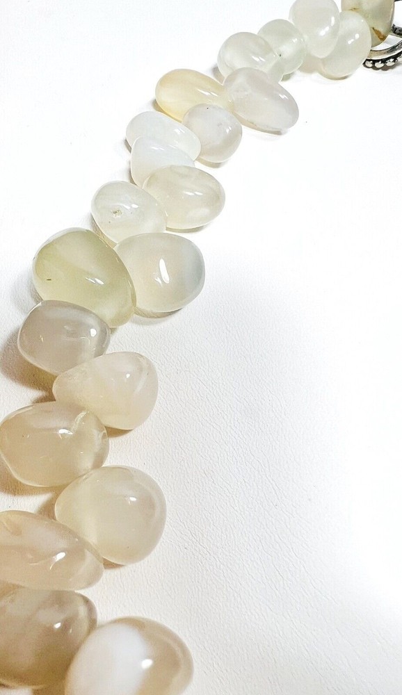 Tumbled White and Beige Agate Chunky Bead Necklace