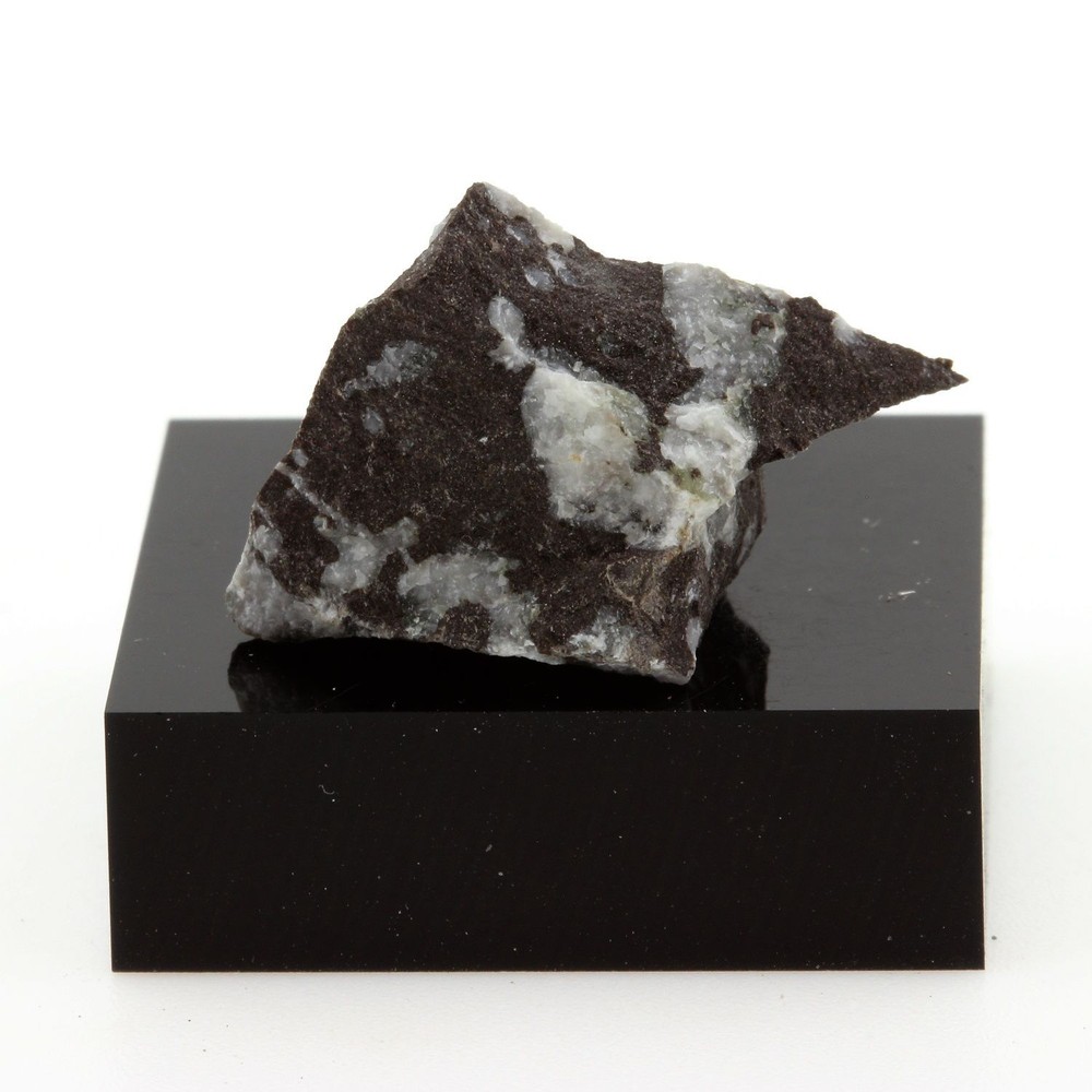 Jasper. 25.3 cts. Brazil.