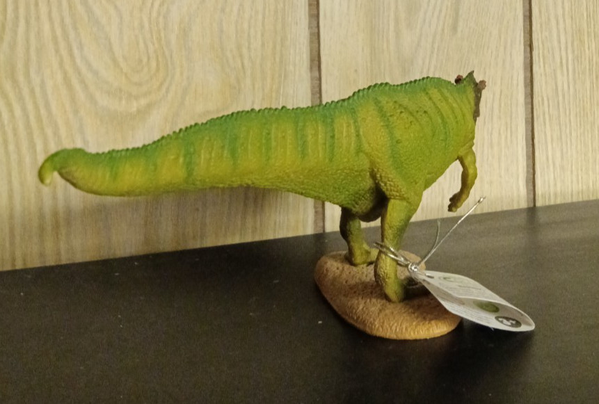 Collecta: retired Argentinosaurus (2012), retired Mapusaurus (2012)