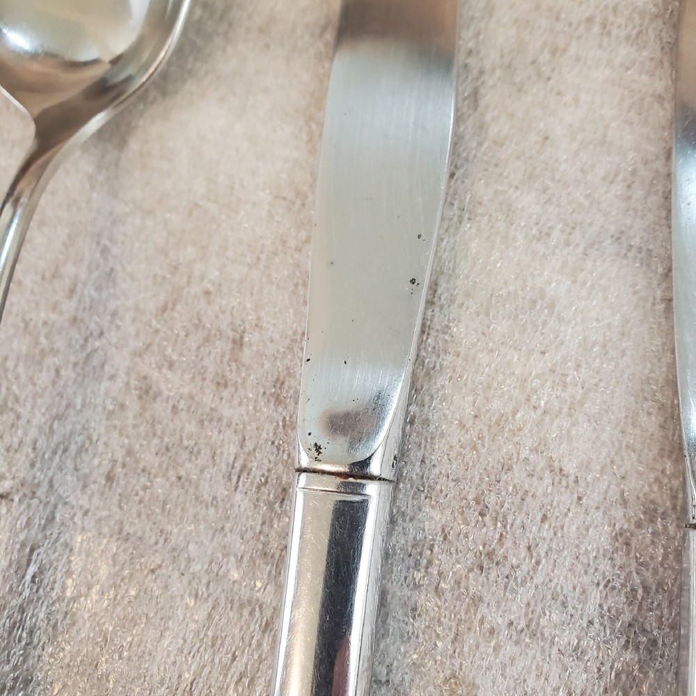 Oneida Stainless DEBONAIR Solid Serving Spoon and 2 Dinner Knife Knives