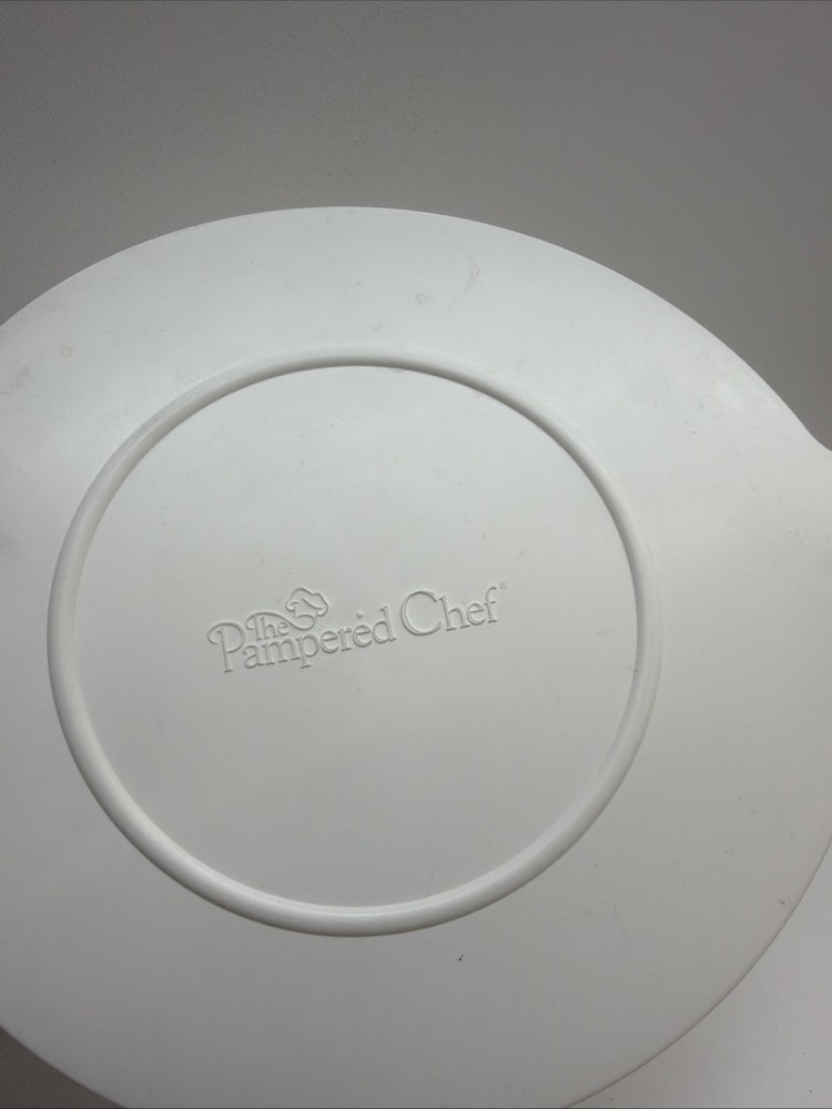 Pampered Chef Batter Bowl Mixing Bowl White Replacement LID ONLY