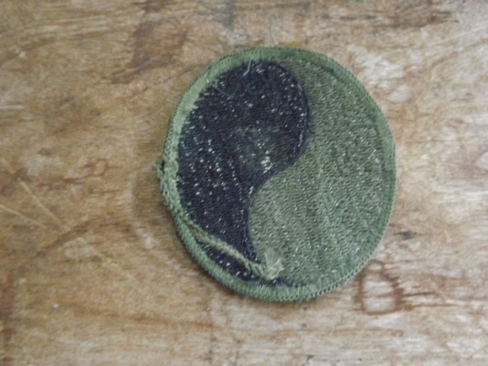 29th Infantry Division Patch, Subdued - INV# C1417